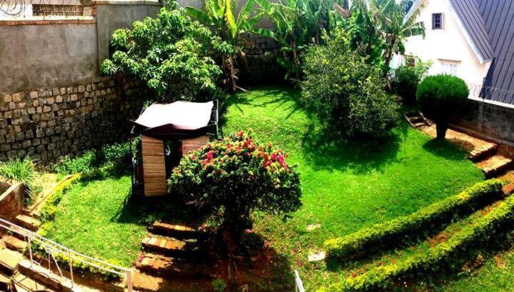 Le Fumoir Guest House Chambre Double Antananarivo Esterno foto